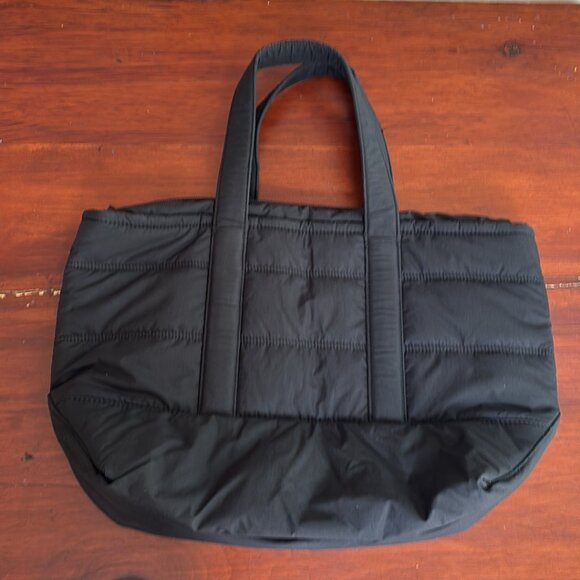 J. CREW Puffer Logo Tote Bag With PrimaLoft New With Tags - Picture 8 of 9